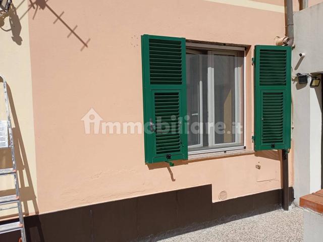 Bilocale salita Cataldi 24, Sestri Ponente, Genova