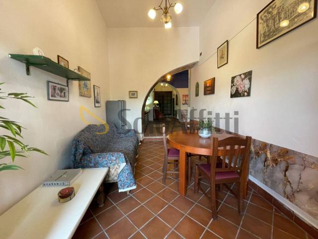 Bilocale seminterrato, Centro, Frosinone