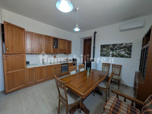 Bilocale Strada Nuova Tetti 35, Bastioni, Rivoli