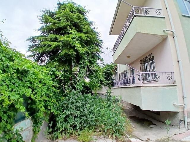 Bir Daire Fiyatına İki Tane 3+1 Bahçeli 6+2 Müstakil Ev