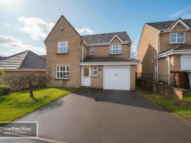 Birch Close, Buxton 4 bed detached house to rent £1,500 pcm £346 pw