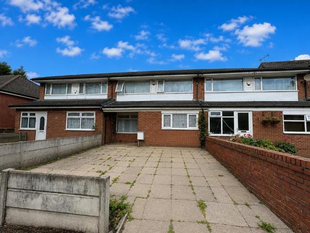 Birch Hall Lane, Manchester 4 bed house to rent £1,745 pcm £403 pw