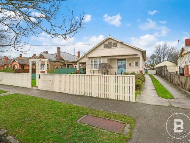 'BIRCH HOUSE' GRAND HOME ON LARGE BLOCK IN TOP LOCATION