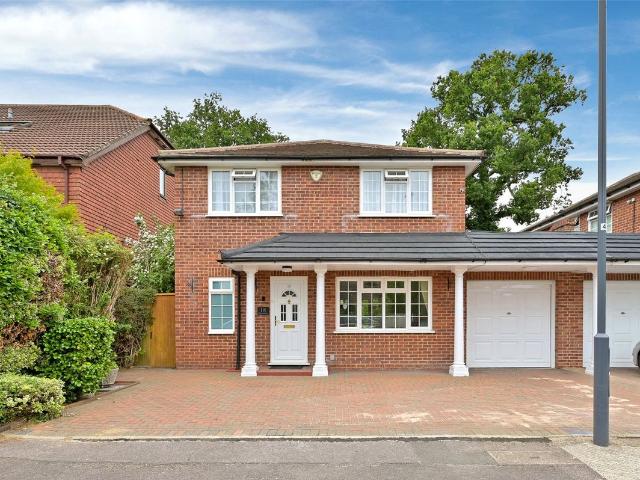 Birch Park, Harrow HA3, 4 bed detached house to rent, £3,250 pcm | PrimeLocation