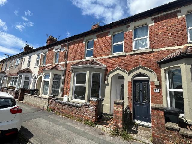 Birch Street, Swindon 3 bed terraced house to rent £1,395 pcm £322 pw