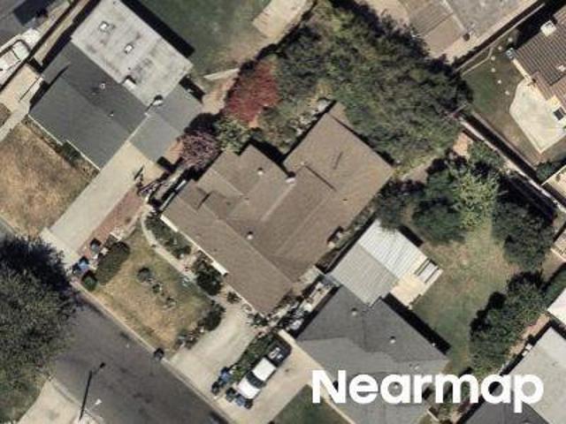 Birchcrest Rd