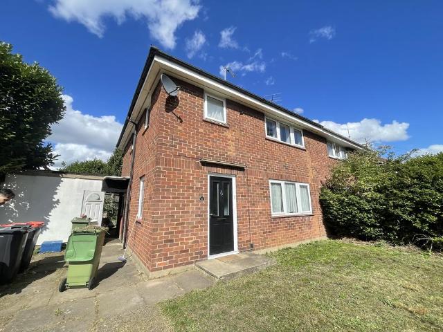 Birchfield Grove, Milton Keynes, MK2 1 bed in a house share to rent £650 pcm £150 pw