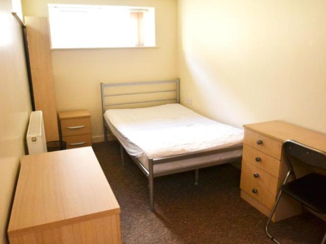 Birchfields Road, Victoria Park, Manchester, M13 0XX, United Kingdom | 1 bed apartment for rent #117572427 | Rentberry