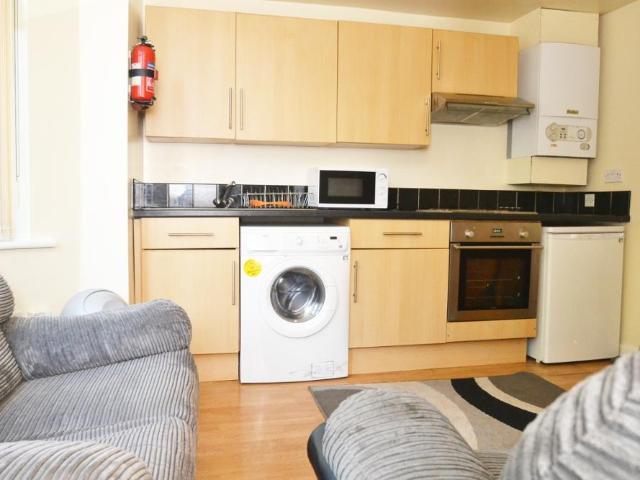Birchfields Road, Victoria Park, Manchester, M13 0XX, United Kingdom | 1 bed apartment for rent #117572341 | Rentberry