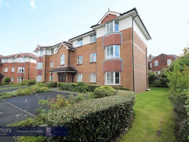 Birchgrove Close, Middle Hulton, Bolton, Lancashire. BL3, 2 bed flat to rent, £750 pcm | PrimeLocation