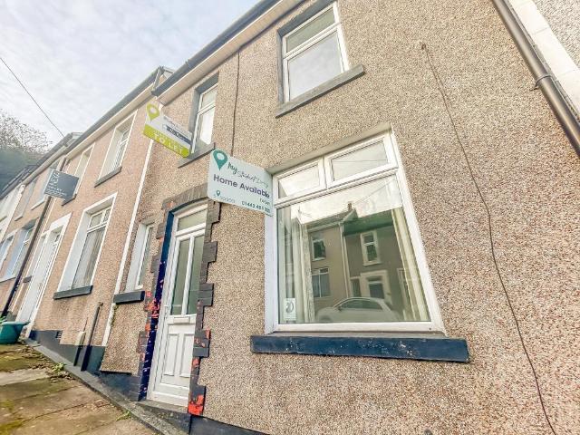 Birchwood Avenue, Pontypridd CF37 4 bed house share to rent £305 pcm £70 pw