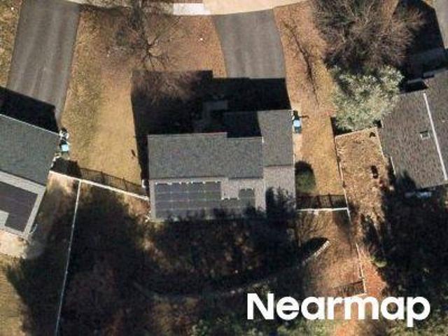 Birchwood Ln