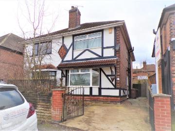 Birchwood Road, Wollaton, Nottingham NG8, 3 bed semi detached house to rent, £1,300 pcm | PrimeLocation
