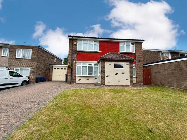 Birchwood Road, Marton In Cleveland. 4 bed detached house to rent £1,350 pcm £312 pw