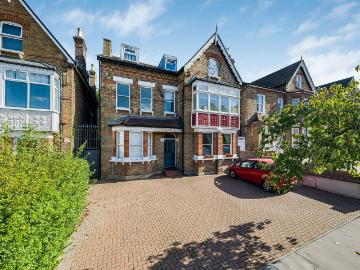 Birdhurst Rise, South Croydon CR2, 1 bed flat to rent, £1,300 pcm | PrimeLocation