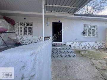 Birimden Satılık Sobalı Bahçeli Bakımlı Müstakil