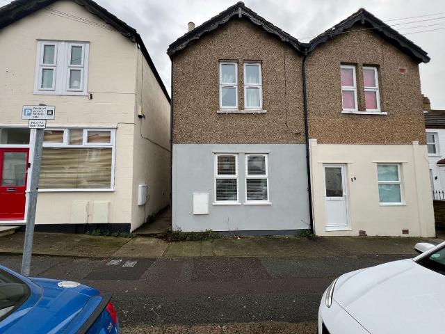Birkbeck Road, Sidcup DA14, 1 bed maisonette to rent, £1,450 pcm | PrimeLocation