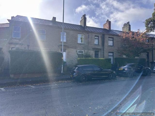 Birkby Hall Road, Huddersfield, West. 4 bed terraced house to rent £1,200 pcm £277 pw