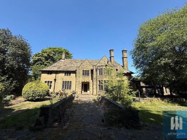 Birkby Road, Birkby, Huddersfield. 6 bed detached house to rent £1,850 pcm £427 pw