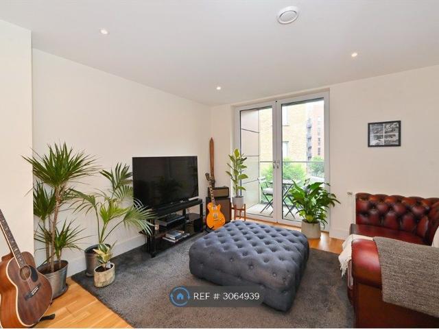Birkdale House, London E14, 2 bed flat to rent, £2,550 pcm | PrimeLocation