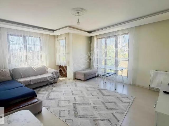 Birken Emlaktan Fındıklı Kapalı Mutfak Balkonlu 1+1 Eşy.kiralık