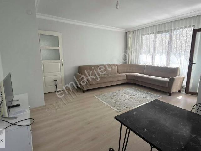 Birken Emlaktan Menekşe Sokakta 2+1 Eşyalı Kiralık