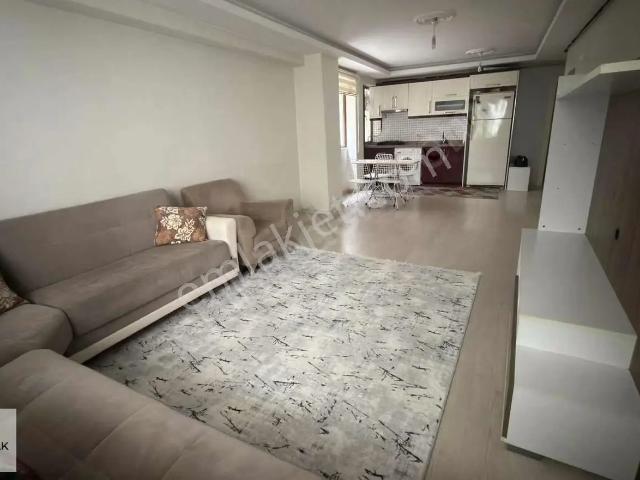 Birken Emlaktan Senem Sokakta Geniş 1+1 Eşyalı Kiralık Ara Kat