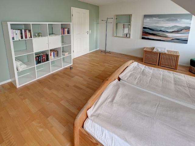 Birkegård  Bright Furnished 3 Room Top Floor Apartment with Garden Access – Quiet & Close to the Beach, Flensburg Amsterdam Apartments for Rent