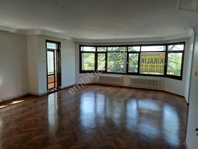 Birlik Mahallesi 285.sokakta Kombili 2.kat Asansörlü Yapılı 3+1 Kiralık Daire