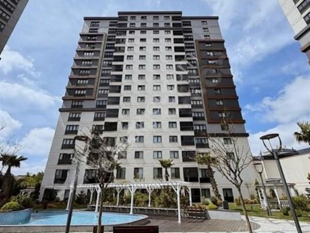 Birlik Parkada Sitesi 2+1 Brüt 122m2