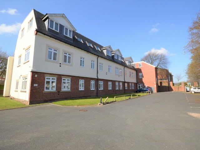 Birmingham New Road, Bilston, West Midlands WV14, 2 bed flat to rent, £875 pcm | PrimeLocation