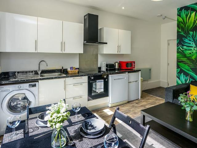 Birmingham, B13 9ET, United Kingdom | 1 bed apartment for rent #97863851 | Rentberry