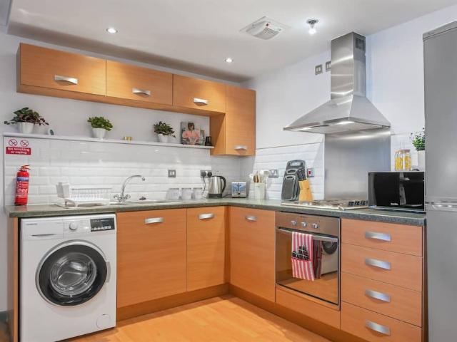 Birmingham, B12 0PS, United Kingdom | 3 bed apartment for rent #176000582 | Rentberry