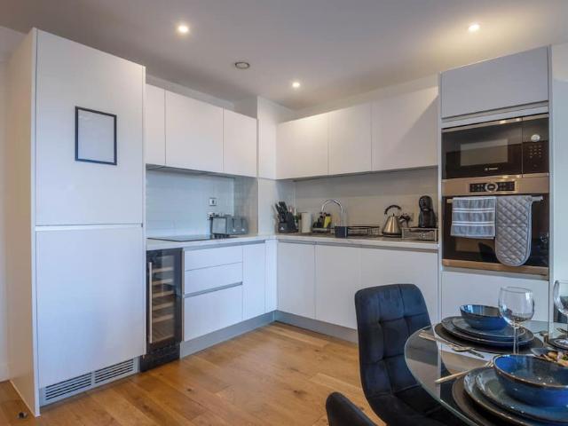 Birmingham, B15 1LH, United Kingdom | 1 bed apartment for rent #164254509 | Rentberry