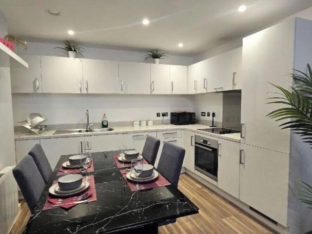 Birmingham, B15 2DN, United Kingdom | 2 bed apartment for rent #152272473 | Rentberry