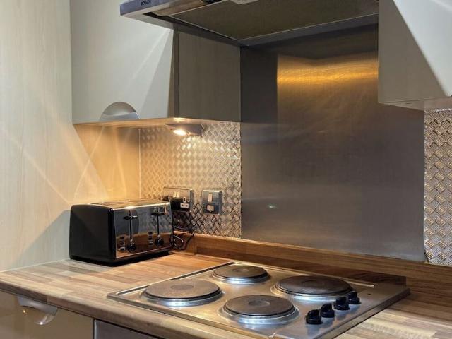 Birmingham, B15 2DF, United Kingdom | 1 bed apartment for rent #168021871 | Rentberry