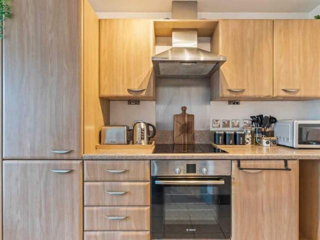 Birmingham, B15 2EE, United Kingdom | 1 bed apartment for rent #168410974 | Rentberry