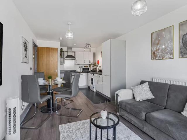 Birmingham, B15 2EE, United Kingdom | 1 bed apartment for rent #171784834 | Rentberry