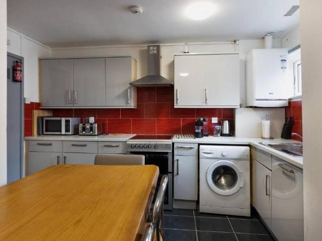 Birmingham, B16 8EN, United Kingdom | 3 bed house for rent #96065606 | Rentberry