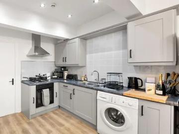 Birmingham, B18 6DD, United Kingdom | 3 bed apartment for rent #147321331 | Rentberry