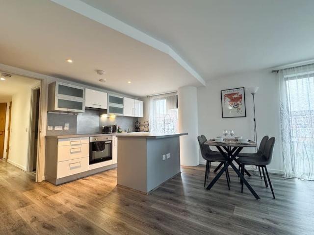 Birmingham, B18 6DX, United Kingdom | 3 bed apartment for rent #176768388 | Rentberry