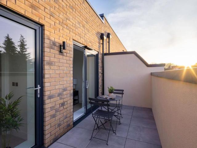Birmingham B18 2 bed townhouse to rent £1,500 pcm £346 pw