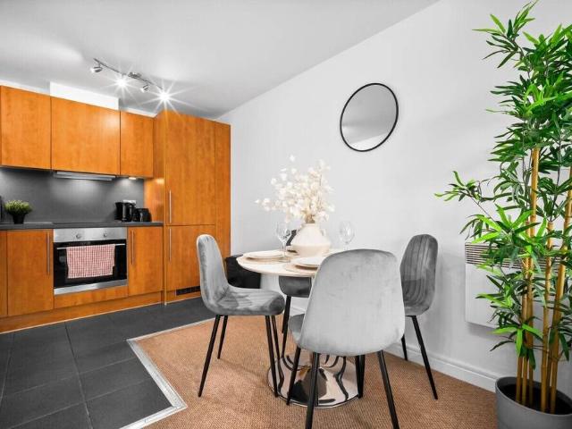 Birmingham, B1 1TB, United Kingdom | 1 bed apartment for rent #171432108 | Rentberry