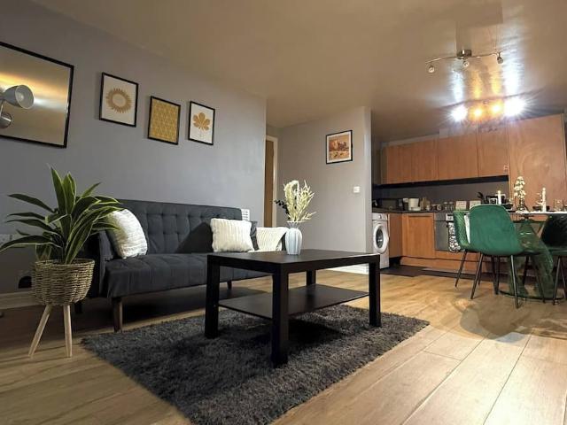 Birmingham, B1 1TS, United Kingdom | 2 bed apartment for rent #161196620 | Rentberry