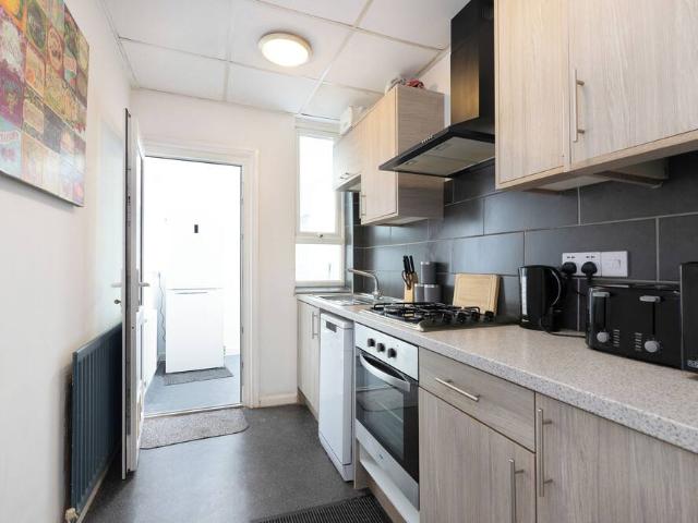 Birmingham, B33 8SR, United Kingdom | 4 bed house for rent #96194321 | Rentberry