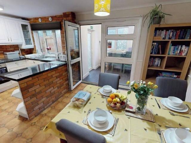 Birmingham, B32 4DZ, United Kingdom | 2 bed house for rent #170857560 | Rentberry