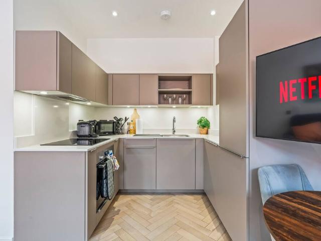 Birmingham, B3 1RZ, United Kingdom | 2 bed apartment for rent #171235538 | Rentberry