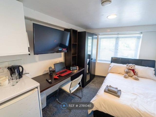 Birmingham, Birmingham B29, Studio to rent, £1,150 pcm | PrimeLocation
