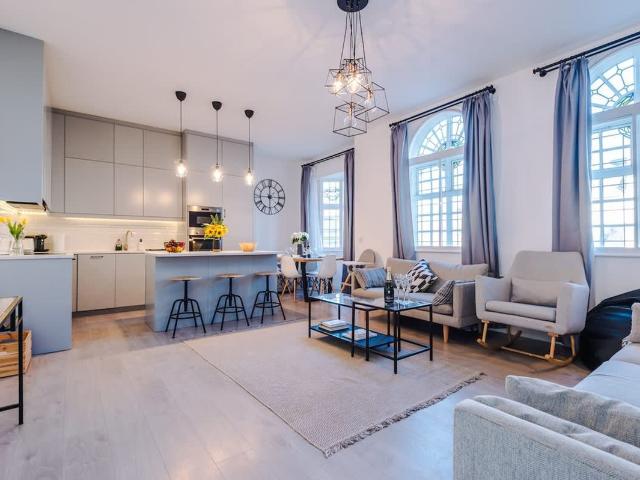 Birmingham District B18, 2 bed flat to rent, £2,948 pcm | PrimeLocation