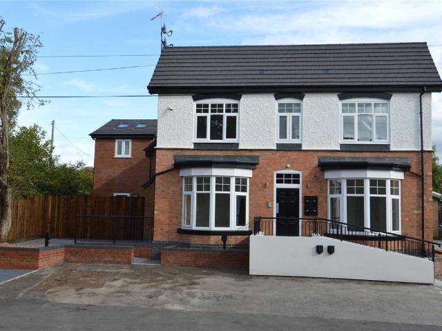 Birmingham Road, Alvechurch, Birmingham, Worcestershire B48, 2 bed flat to rent, £1,150 pcm | PrimeLocation